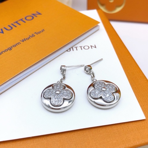 Cheap Louis Vuitton Earrings For Women #1262503 Replica Wholesale [$27.00 USD] [ITEM#1262503] on Replica Louis Vuitton Earrings