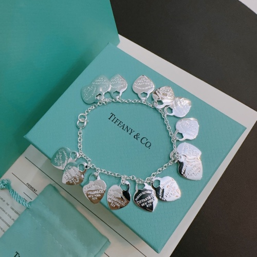 Cheap Tiffany Bracelets #1262588 Replica Wholesale [$56.00 USD] [ITEM#1262588] on Replica Tiffany Bracelets