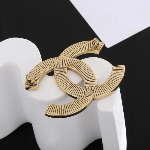 Cheap Chanel Brooches For Women #1262703 Replica Wholesale [$27.00 USD] [ITEM#1262703] on Replica Chanel Brooches