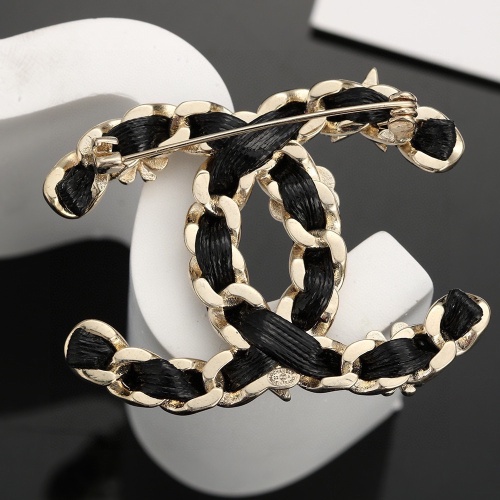 Cheap Chanel Brooches For Women #1262708 Replica Wholesale [$29.00 USD] [ITEM#1262708] on Replica Chanel Brooches