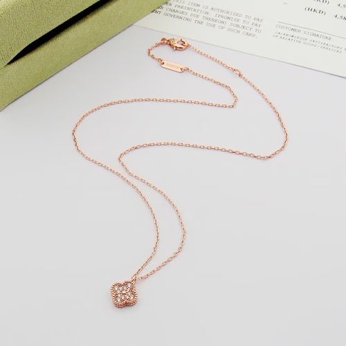 Cheap Van Cleef &amp; Arpels Necklaces For Women #1262764 Replica Wholesale [$25.00 USD] [ITEM#1262764] on Replica Van Cleef &amp; Arpels Necklaces