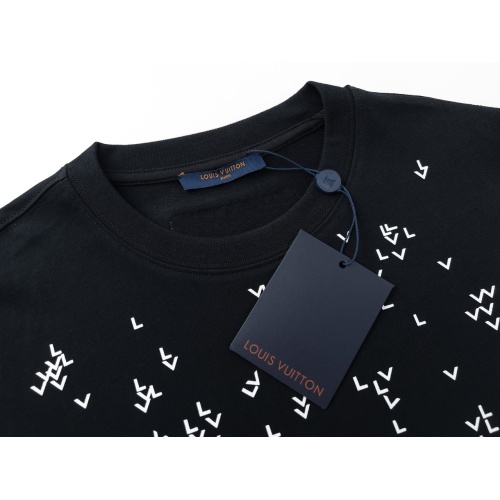 Cheap Louis Vuitton LV T-Shirts Short Sleeved For Unisex #1262891 Replica Wholesale [$40.00 USD] [ITEM#1262891] on Replica Louis Vuitton LV T-Shirts