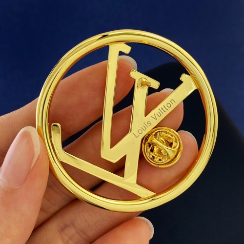 Cheap Louis Vuitton LV Brooches #1263210 Replica Wholesale [$29.00 USD] [ITEM#1263210] on Replica Louis Vuitton LV Brooches