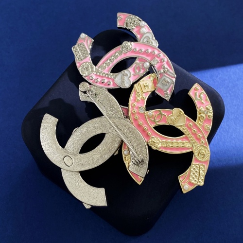 Cheap Chanel Brooches For Women #1263222 Replica Wholesale [$29.00 USD] [ITEM#1263222] on Replica Chanel Brooches