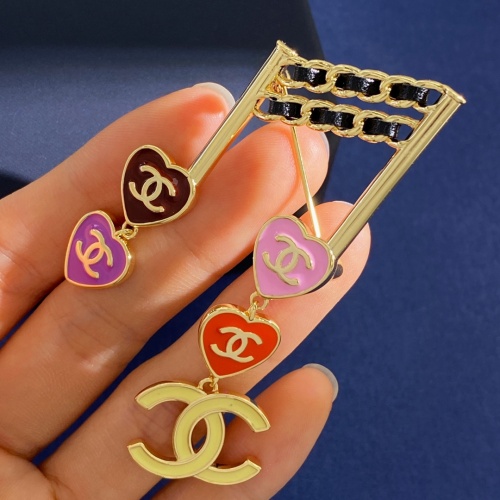 Cheap Chanel Brooches For Women #1263226 Replica Wholesale [$29.00 USD] [ITEM#1263226] on Replica Chanel Brooches