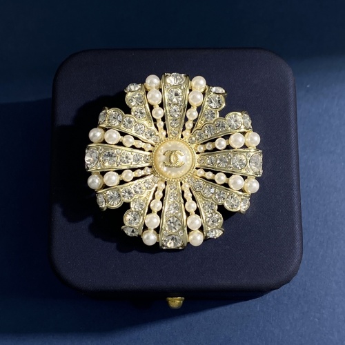 Cheap Chanel Brooches For Women #1263235 Replica Wholesale [$34.00 USD] [ITEM#1263235] on Replica Chanel Brooches