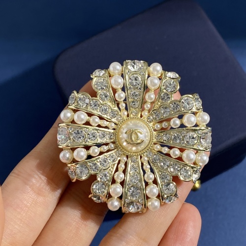 Cheap Chanel Brooches For Women #1263235 Replica Wholesale [$34.00 USD] [ITEM#1263235] on Replica Chanel Brooches