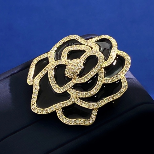 Cheap Chanel Brooches For Women #1263238 Replica Wholesale [$34.00 USD] [ITEM#1263238] on Replica Chanel Brooches