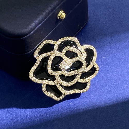 Cheap Chanel Brooches For Women #1263238 Replica Wholesale [$34.00 USD] [ITEM#1263238] on Replica Chanel Brooches