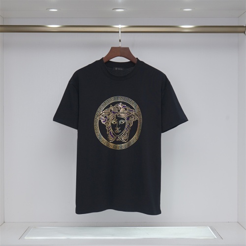 Cheap Versace T-Shirts Short Sleeved For Unisex #1264517 Replica Wholesale [$36.00 USD] [ITEM#1264517] on Replica Versace T-Shirts