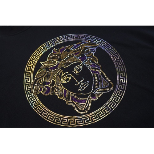 Cheap Versace T-Shirts Short Sleeved For Unisex #1264517 Replica Wholesale [$36.00 USD] [ITEM#1264517] on Replica Versace T-Shirts