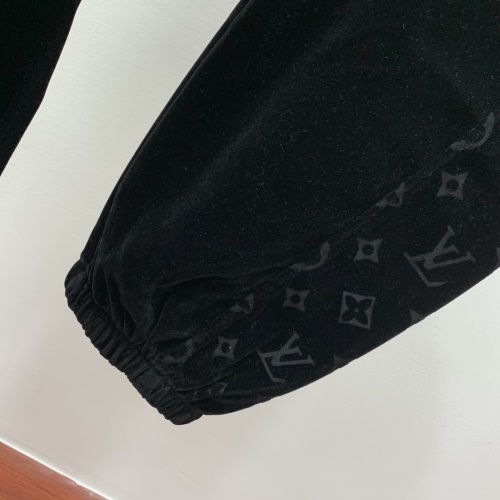 Cheap Louis Vuitton LV Tracksuits Long Sleeved For Men #1266054 Replica Wholesale [$105.00 USD] [ITEM#1266054] on Replica Louis Vuitton LV Tracksuits