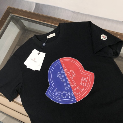 Cheap Moncler T-Shirts Short Sleeved For Unisex #1266194 Replica Wholesale [$42.00 USD] [ITEM#1266194] on Replica Moncler T-Shirts