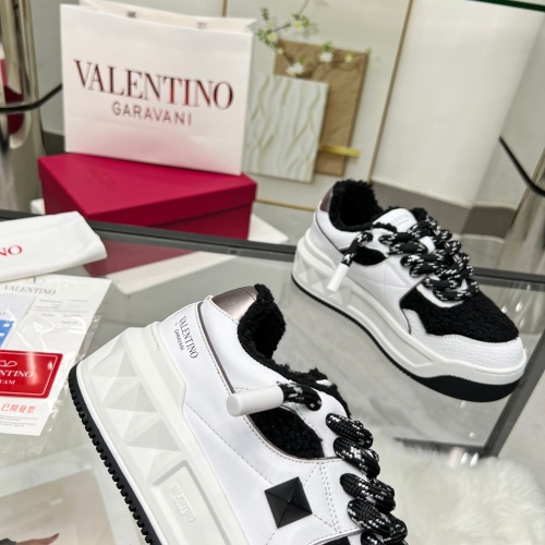 Cheap Valentino Casual Shoes For Women #1266224 Replica Wholesale [$112.00 USD] [ITEM#1266224] on Replica Valentino Casual Shoes