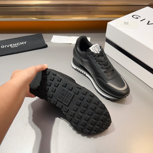 Cheap Givenchy Casual Shoes For Men #1266272 Replica Wholesale [$132.00 USD] [ITEM#1266272] on Replica Givenchy Casual Shoes