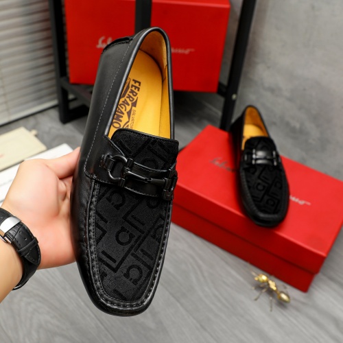 Cheap Salvatore Ferragamo Leather Shoes For Men #1266621 Replica Wholesale [$72.00 USD] [ITEM#1266621] on Replica Salvatore Ferragamo Leather Shoes