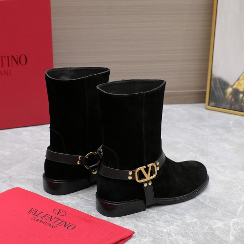 Cheap Valentino Boots For Women #1266798 Replica Wholesale [$150.00 USD] [ITEM#1266798] on Replica Valentino Boots