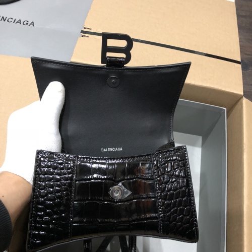 Cheap Balenciaga AAA Quality Handbags For Women #1266867 Replica Wholesale [$180.00 USD] [ITEM#1266867] on Replica Balenciaga AAA Quality Handbags