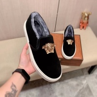 Cheap Versace Casual Shoes For Men #1257663 Replica Wholesale [$64.00 USD] [ITEM#1257663] on Replica Versace Casual Shoes