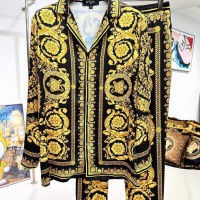 Cheap Versace Tracksuits Long Sleeved For Men #1259629 Replica Wholesale [$82.00 USD] [ITEM#1259629] on Replica Versace Tracksuits