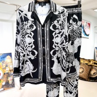 Cheap Versace Tracksuits Long Sleeved For Men #1259633 Replica Wholesale [$82.00 USD] [ITEM#1259633] on Replica Versace Tracksuits