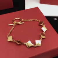 Cheap Valentino Bracelets #1261566 Replica Wholesale [$29.00 USD] [ITEM#1261566] on Replica Valentino Bracelets