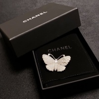 Cheap Chanel Brooches For Women #1262825 Replica Wholesale [$32.00 USD] [ITEM#1262825] on Replica Chanel Brooches