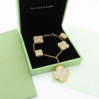 Cheap Van Cleef &amp; Arpels Jewelry Set For Women #1262956 Replica Wholesale [$98.00 USD] [ITEM#1262956] on Replica Van Cleef &amp; Arpels Jewelry Set