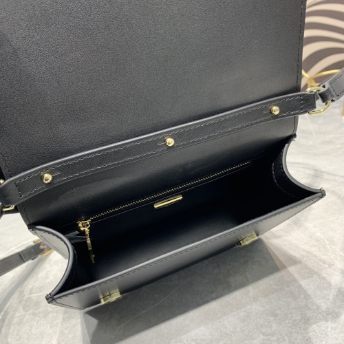 Cheap Dolce &amp; Gabbana D&amp;G AAA Quality Messenger Bags For Women #1267053 Replica Wholesale [$112.00 USD] [ITEM#1267053] on Replica Dolce &amp; Gabbana D&amp;G AAA Quality Messenger Bags