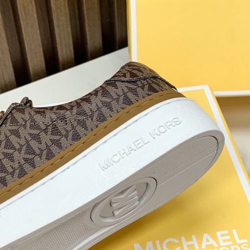 Cheap Michael Kors Casual Shoes For Women #1267286 Replica Wholesale [$80.00 USD] [ITEM#1267286] on Replica Michael Kors Casual Shoes