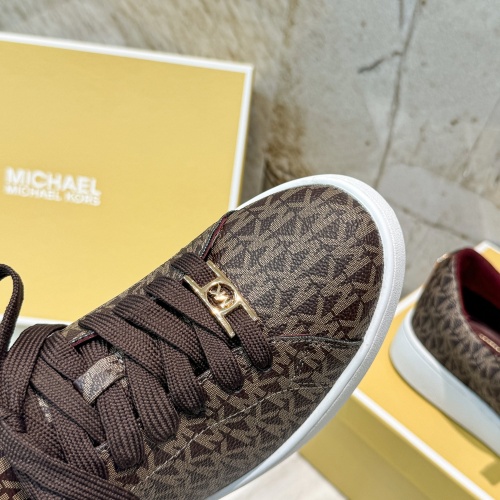 Cheap Michael Kors Casual Shoes For Women #1267290 Replica Wholesale [$82.00 USD] [ITEM#1267290] on Replica Michael Kors Casual Shoes