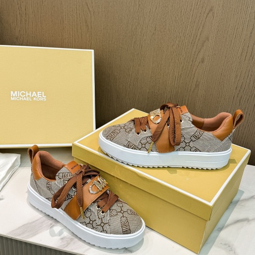 Cheap Michael Kors Casual Shoes For Women #1267294 Replica Wholesale [$82.00 USD] [ITEM#1267294] on Replica Michael Kors Casual Shoes