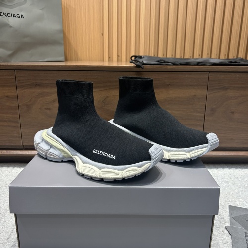 Balenciaga Boots For Women #1267333