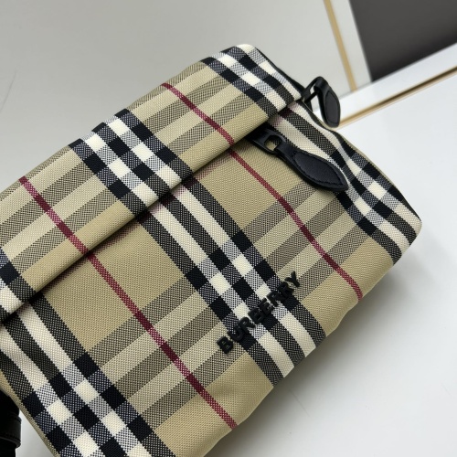 Cheap Burberry AAA Quality Messenger Bags For Unisex #1267582 Replica Wholesale [$88.00 USD] [ITEM#1267582] on Replica Burberry AAA Messenger Bags