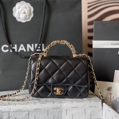 Chanel AAA Quality Messenger Bags For Unisex #1267591