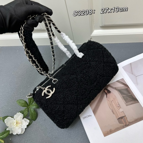 Chanel AAA Quality Messenger Bags For Women #1267594