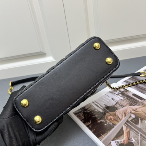 Cheap Louis Vuitton AAA Quality Messenger Bags For Women #1267609 Replica Wholesale [$102.00 USD] [ITEM#1267609] on Replica Louis Vuitton AAA Quality Messenger Bags