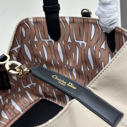 Cheap Christian Dior AAA Quality Handbags For Women #1267781 Replica Wholesale [$100.00 USD] [ITEM#1267781] on Replica Christian Dior AAA Handbags