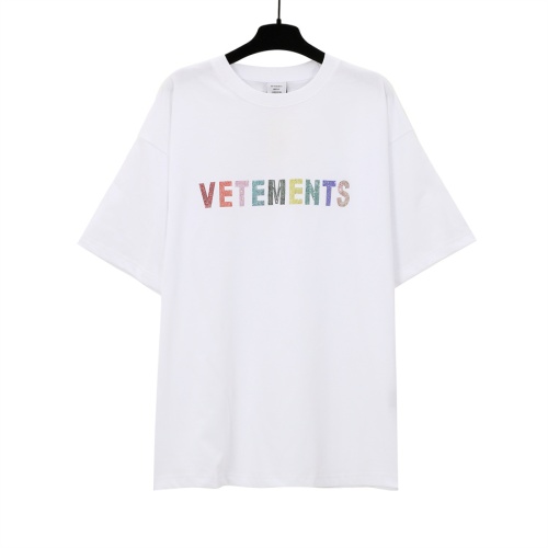 Cheap VETEMENTS T-Shirts Short Sleeved For Unisex #1268259 Replica Wholesale [$32.00 USD] [ITEM#1268259] on Replica VETEMENTS T-Shirts