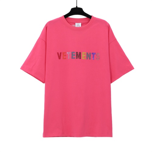 Cheap VETEMENTS T-Shirts Short Sleeved For Unisex #1268260 Replica Wholesale [$32.00 USD] [ITEM#1268260] on Replica VETEMENTS T-Shirts