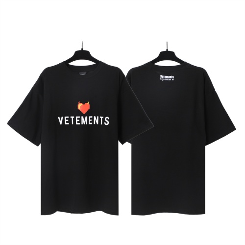 Cheap VETEMENTS T-Shirts Short Sleeved For Unisex #1268273 Replica Wholesale [$29.00 USD] [ITEM#1268273] on Replica VETEMENTS T-Shirts