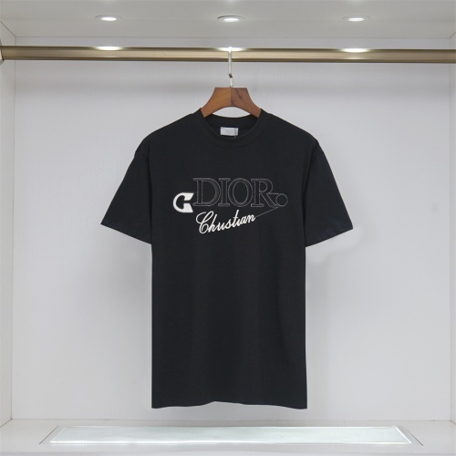 Cheap Christian Dior T-Shirts Short Sleeved For Unisex #1268516 Replica Wholesale [$32.00 USD] [ITEM#1268516] on Replica Christian Dior T-Shirts