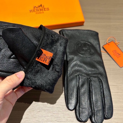 Cheap Hermes Gloves For Men #1269193 Replica Wholesale [$48.00 USD] [ITEM#1269193] on Replica Hermes Gloves