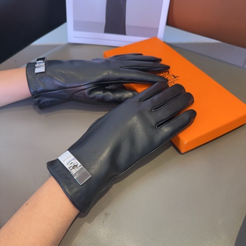 Cheap Hermes Gloves #1269231 Replica Wholesale [$52.00 USD] [ITEM#1269231] on Replica Hermes Gloves