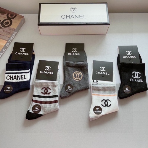 Cheap Chanel Socks #1269556 Replica Wholesale [$27.00 USD] [ITEM#1269556] on Replica Chanel Socks