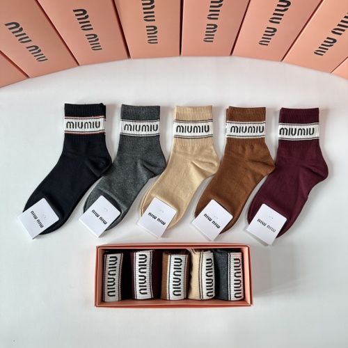 Cheap MIU MIU Socks #1269559 Replica Wholesale [$25.00 USD] [ITEM#1269559] on Replica MIU MIU Socks