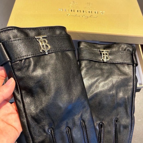 Cheap Burberry Gloves For Men #1269570 Replica Wholesale [$52.00 USD] [ITEM#1269570] on Replica Burberry Gloves