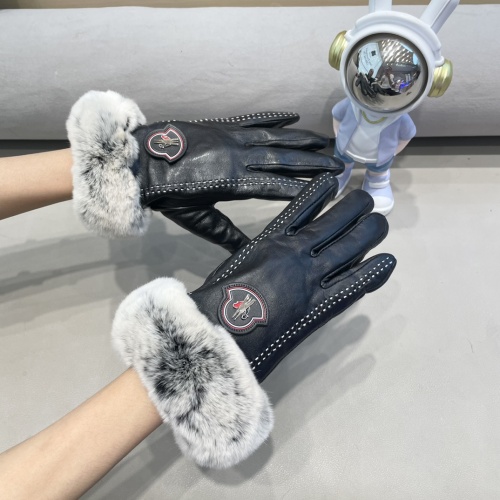 Cheap Moncler Gloves For Women #1269612 Replica Wholesale [$52.00 USD] [ITEM#1269612] on Replica Moncler Gloves