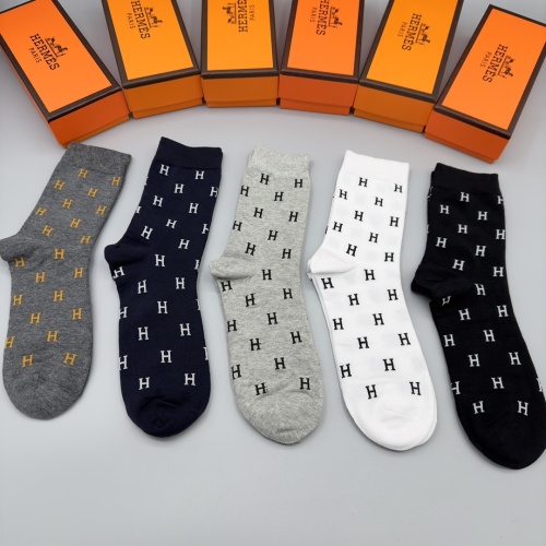 Cheap Hermes Socks #1269619 Replica Wholesale [$29.00 USD] [ITEM#1269619] on Replica 