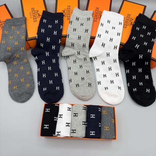 Cheap Hermes Socks #1269619 Replica Wholesale [$29.00 USD] [ITEM#1269619] on Replica 